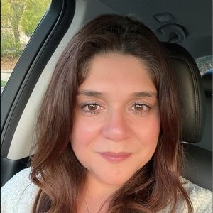 Meet your Posher, Rosana